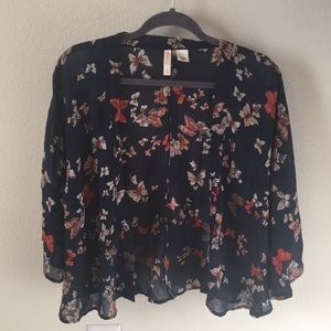 Kimono with butterfly print xs